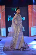 Daisy Shah at HTC SHOW in Mumbai on 5th Feb 2016